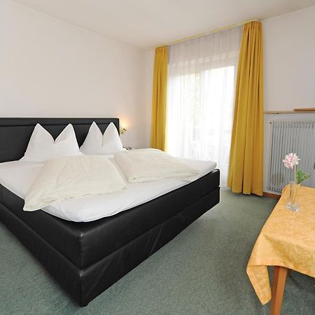 Hotel Pension Schweitzer Silandro Luaran gambar