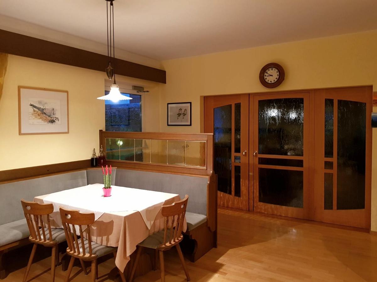 Hotel Pension Schweitzer Silandro Luaran gambar